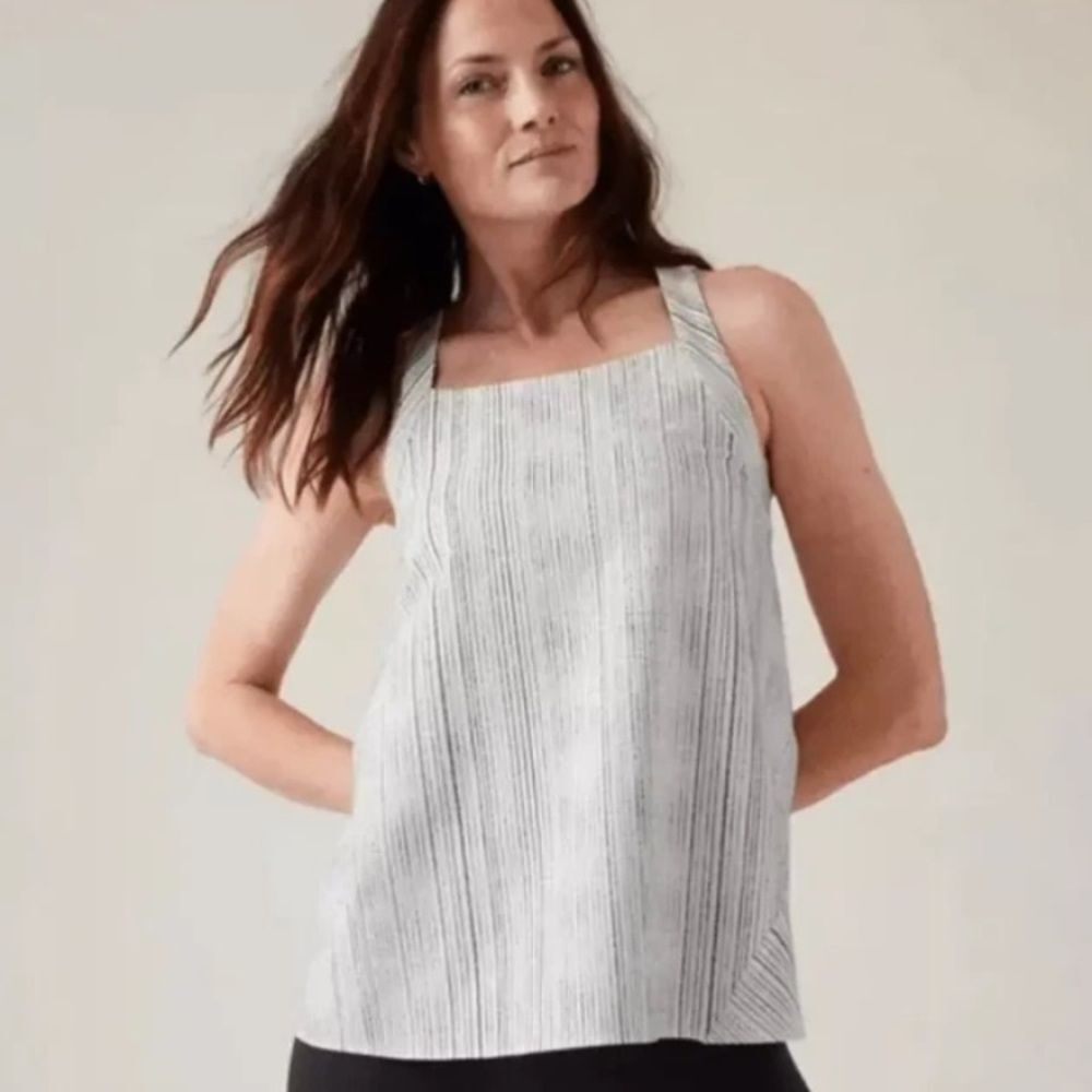 ATHLETA New with tag XS ARRIVAL TANK AMARA STRIPE CAMISOLE crisscross back